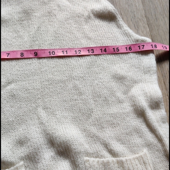 White high neck sweater - Picture 6 of 6